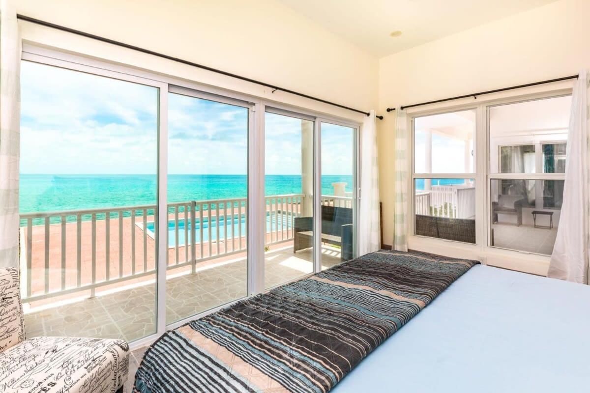 Breathtaking Turtle Tail Drive Oceanfront Villa Providenciales Exterior photo