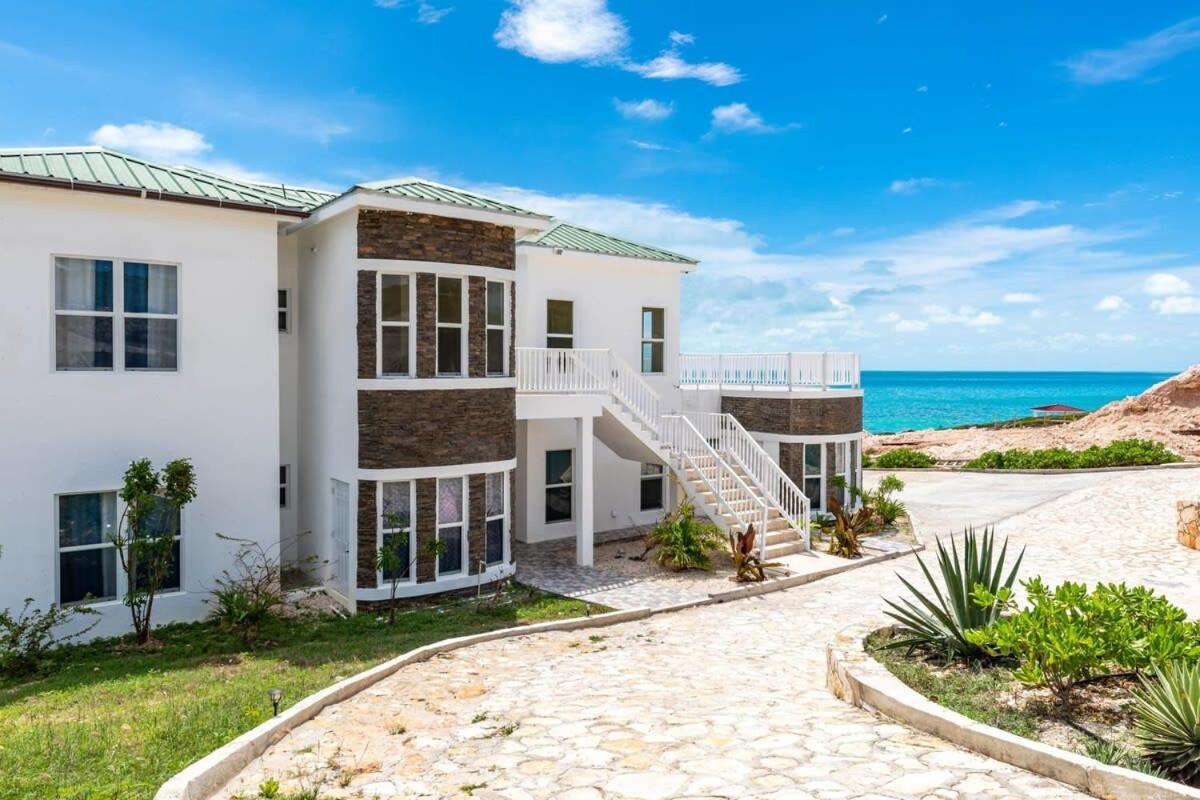 Breathtaking Turtle Tail Drive Oceanfront Villa Providenciales Exterior photo